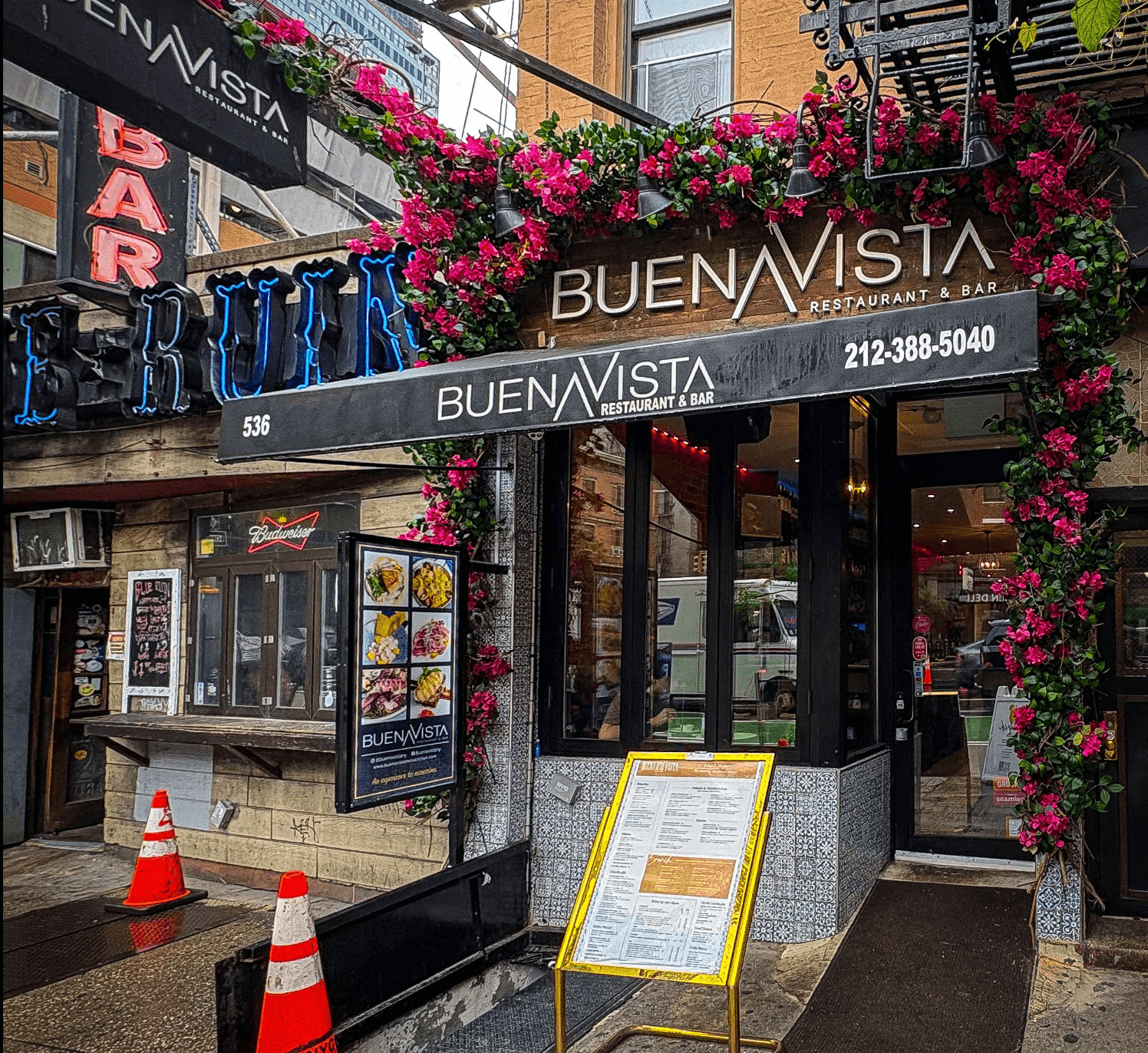 Cafés & Restaurants